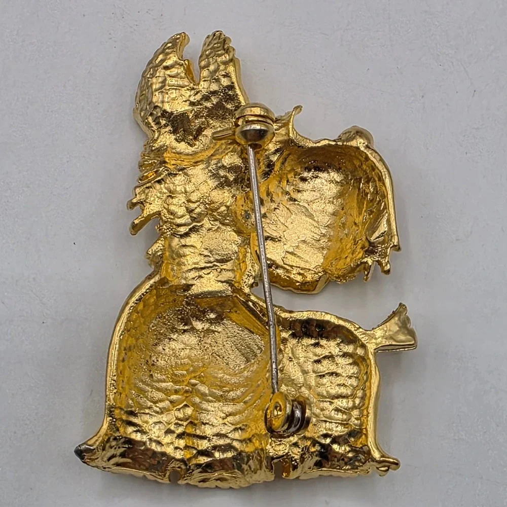 Vintage Gold Tone Scottish Terrier Scottie Dog Brooch Faux Pearl Eye Pin Animal - Picture 4 of 7